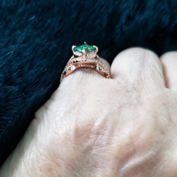 BLACK FIRE OPAL RING - Picture 5 of 8